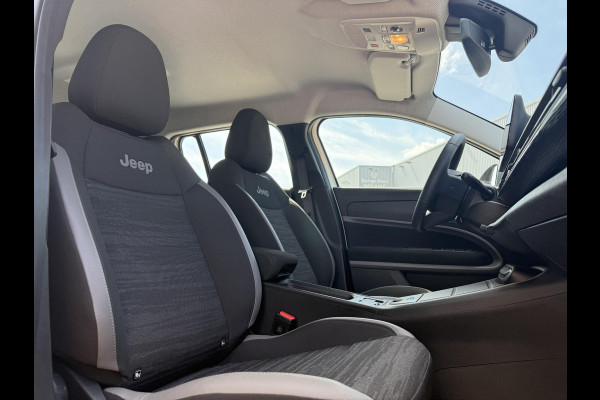 Jeep Avenger Longitude 54 kWh Aut. | Navi | Carplay | Stoelverwarming |