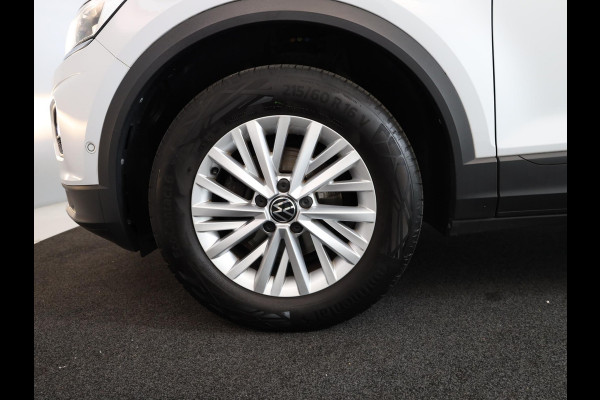 Volkswagen T-Roc 1.0 TSI Style 110 pk | Navigatie via App | Parkeersensoren (Park assist) | Adaptieve cruise control | Elektr. achterklep |