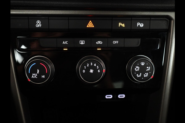 Volkswagen T-Roc 1.0 TSI Style 110 pk | Navigatie via App | Parkeersensoren (Park assist) | Adaptieve cruise control | Elektr. achterklep |