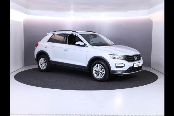 Volkswagen T-Roc 1.0 TSI Style 110 pk | Navigatie via App | Parkeersensoren (Park assist) | Adaptieve cruise control | Elektr. achterklep |