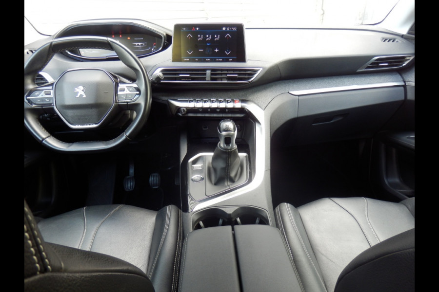 Peugeot 3008 1.2 130pk | PureTech BL Prem | Clima | Trekhaak | Leder |