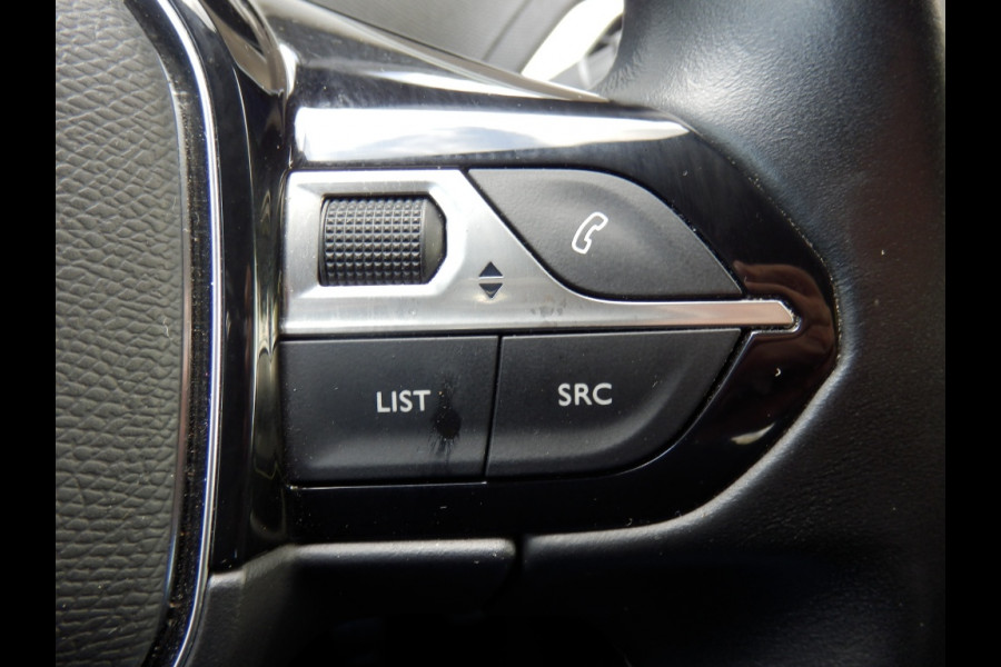 Peugeot 3008 1.2 130pk | PureTech BL Prem | Clima | Trekhaak | Leder |