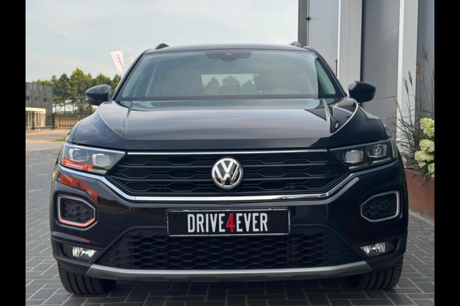 Volkswagen T-Roc 1.5 TSI SPORT DSG NAVI VIRTUAL CLIMATE PDC SPORTVELGEN