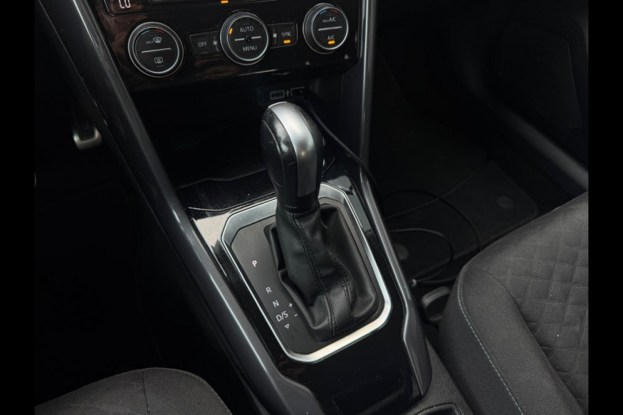 Volkswagen T-Roc 1.5 TSI SPORT DSG NAVI VIRTUAL CLIMATE PDC SPORTVELGEN