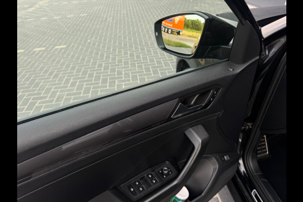 Volkswagen T-Roc 1.5 TSI SPORT DSG NAVI VIRTUAL CLIMATE PDC SPORTVELGEN