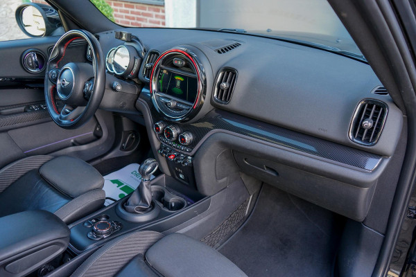 MINI Countryman 2.0 Cooper S ALL4 Chili | Panoramadak | Keyless | Trekhaak | Adaptieve cruise | Carplay | Stoelverwarming