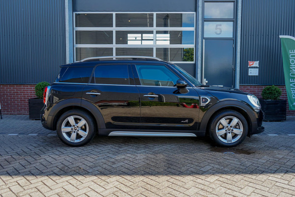 MINI Countryman 2.0 Cooper S ALL4 Chili | Panoramadak | Keyless | Trekhaak | Adaptieve cruise | Carplay | Stoelverwarming