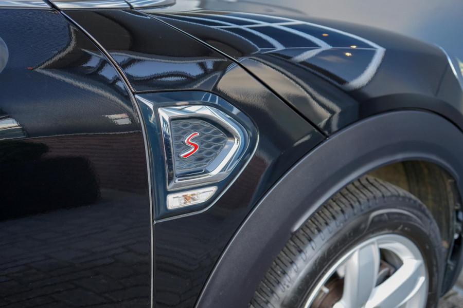 MINI Countryman 2.0 Cooper S ALL4 Chili | Panoramadak | Keyless | Trekhaak | Adaptieve cruise | Carplay | Stoelverwarming