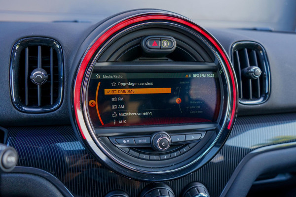 MINI Countryman 2.0 Cooper S ALL4 Chili | Panoramadak | Keyless | Trekhaak | Adaptieve cruise | Carplay | Stoelverwarming