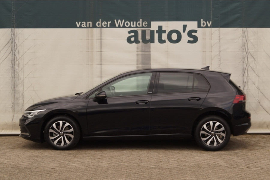 Volkswagen Golf 2.0 TDI Life Active Edition -LED-ECC-PDC-NAVI-