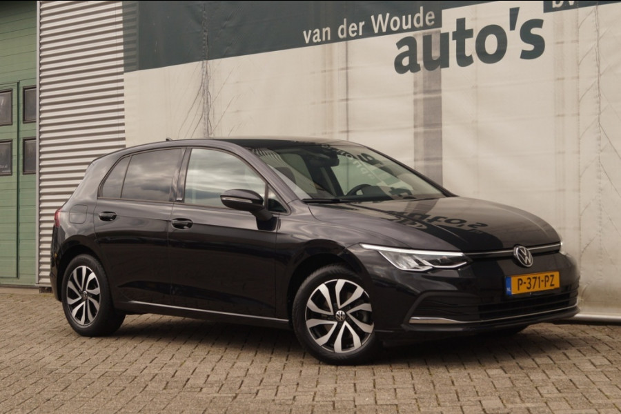 Volkswagen Golf 2.0 TDI Life Active Edition -LED-ECC-PDC-NAVI-
