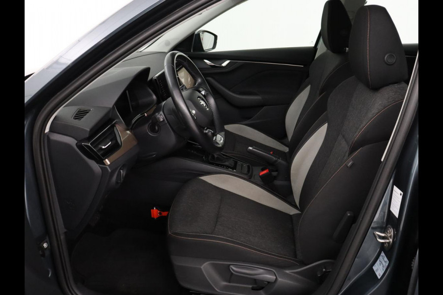 Škoda Kamiq 1.0 TSI Business Edition | Automaat | Stoelverwarming | Trekhaak | Carplay | Navigatie | Virtual Cockpit | Parkeerhulp | Climate control