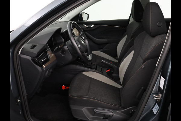 Škoda Kamiq 1.0 TSI Business Edition | Automaat | Stoelverwarming | Trekhaak | Carplay | Navigatie | Virtual Cockpit | Parkeerhulp | Climate control