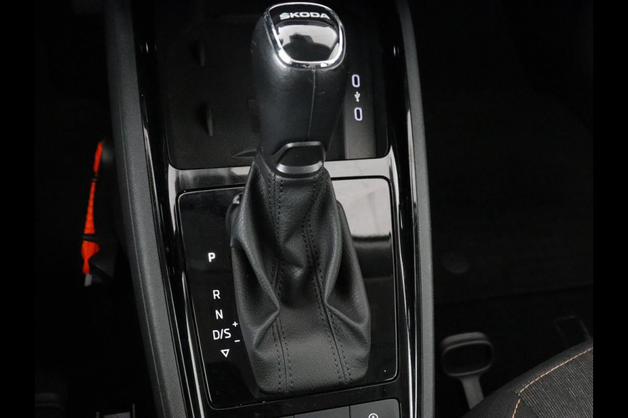 Škoda Kamiq 1.0 TSI Business Edition | Automaat | Stoelverwarming | Trekhaak | Carplay | Navigatie | Virtual Cockpit | Parkeerhulp | Climate control