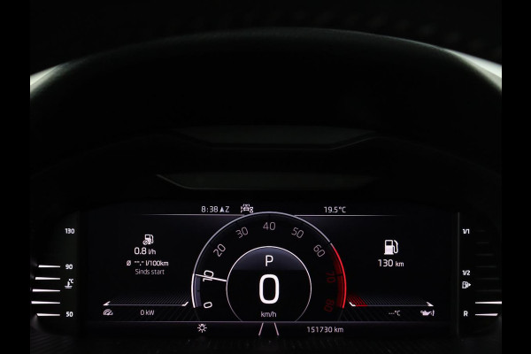 Škoda Kamiq 1.0 TSI Business Edition | Automaat | Stoelverwarming | Trekhaak | Carplay | Navigatie | Virtual Cockpit | Parkeerhulp | Climate control