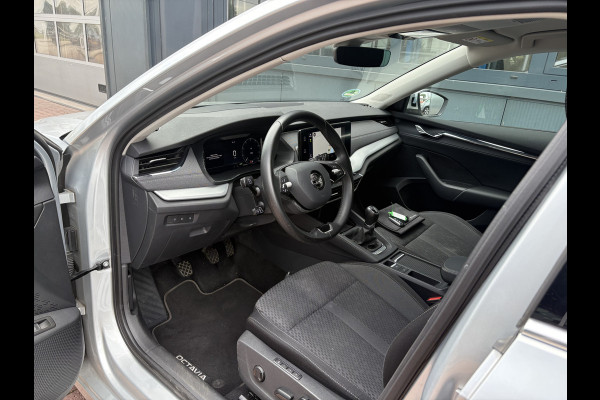 Škoda Octavia Combi 1.0 TSi Bns.Edition Plus CAMERA/KEYLESS/MATRIX/HUD/18INCH/TREKHAAK