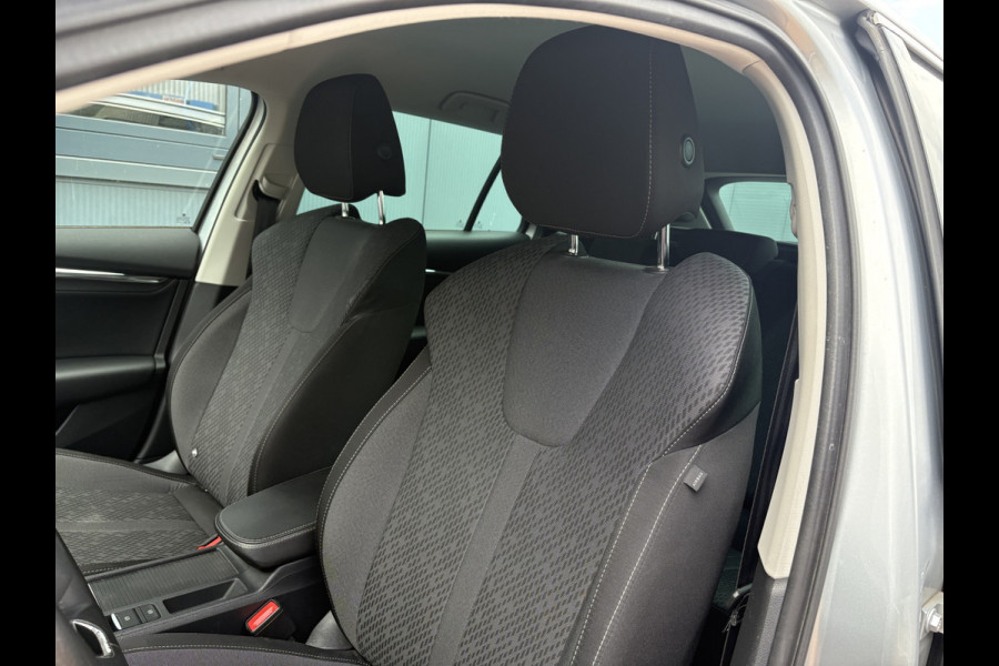 Škoda Octavia Combi 1.0 TSi Bns.Edition Plus CAMERA/KEYLESS/MATRIX/HUD/18INCH/TREKHAAK
