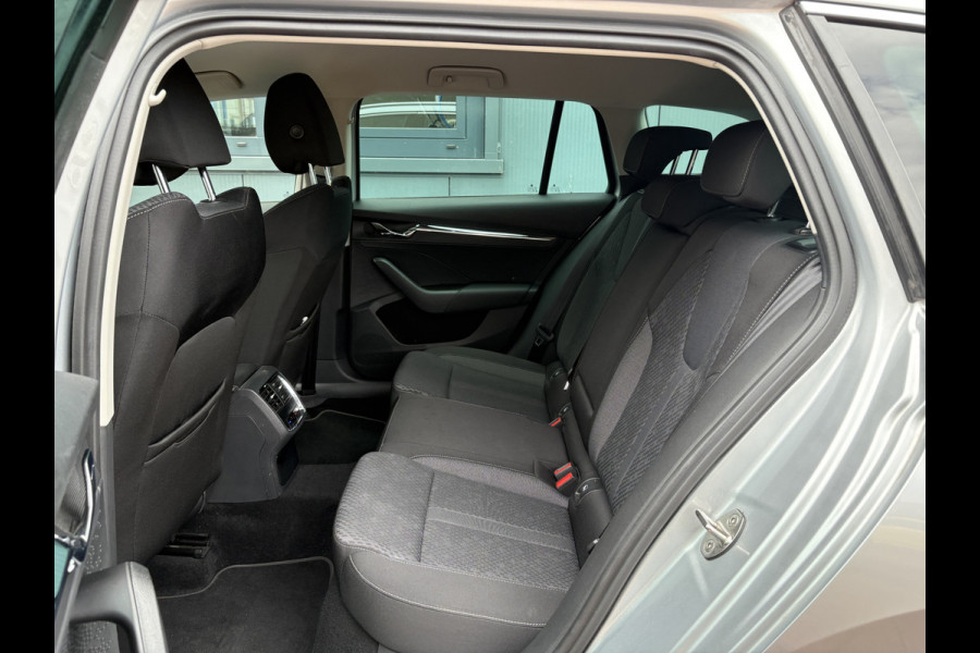 Škoda Octavia Combi 1.0 TSi Bns.Edition Plus CAMERA/KEYLESS/MATRIX/HUD/18INCH/TREKHAAK
