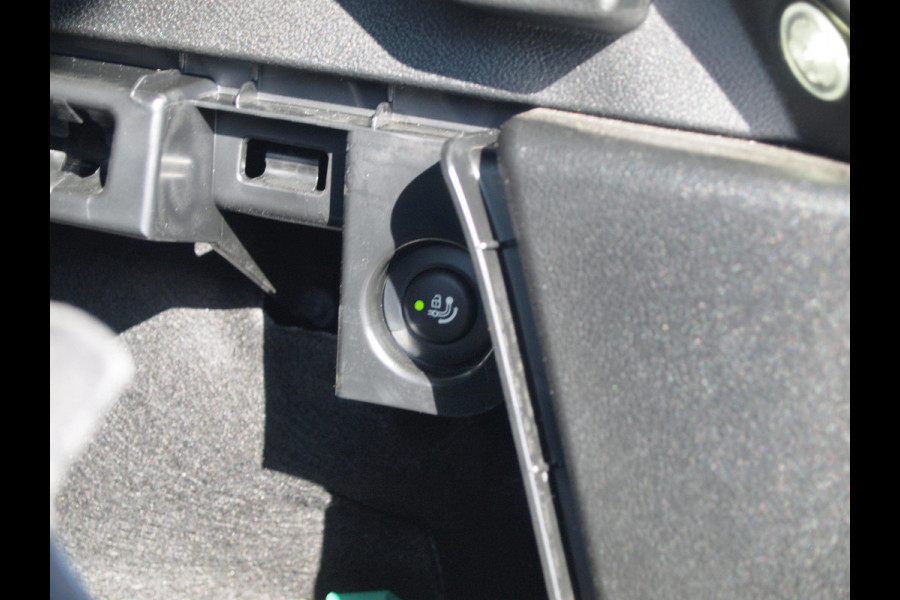 BMW iX3 High Executive 80 kWh | Panoramadak | Camera | Cruise Control | Trekhaak | Apple Carplay |