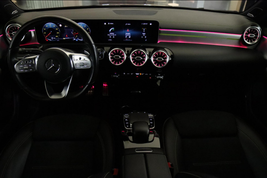 Mercedes-Benz A-Klasse 250 AMG Edition 1 /PANO/SFEER/CAM/LANE ASSIST/BOMVOL!