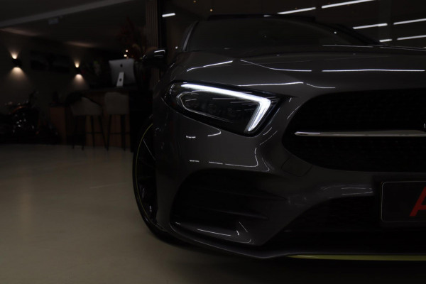 Mercedes-Benz A-Klasse 250 AMG Edition 1 /PANO/SFEER/CAM/LANE ASSIST/BOMVOL!
