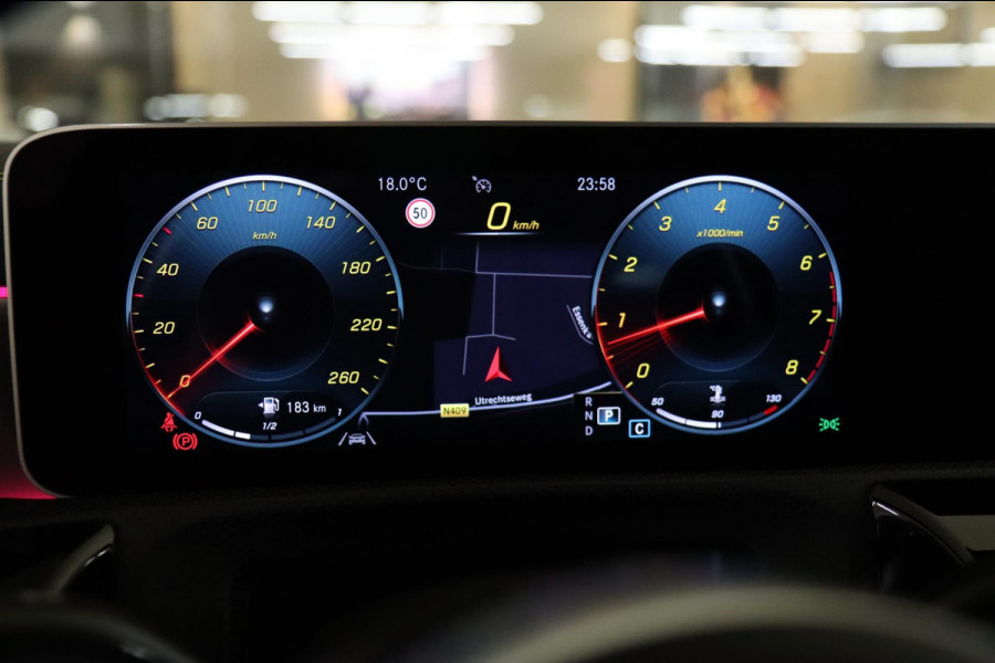 Mercedes-Benz A-Klasse 250 AMG Edition 1 /PANO/SFEER/CAM/LANE ASSIST/BOMVOL!