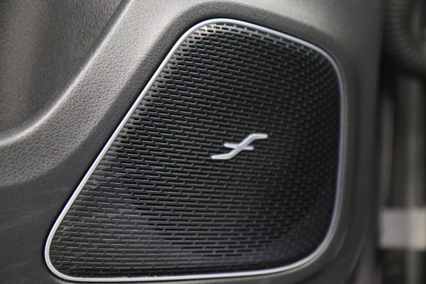 Mercedes-Benz A-Klasse 250 AMG Edition 1 /PANO/SFEER/CAM/LANE ASSIST/BOMVOL!