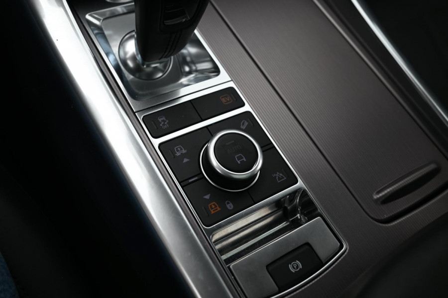 Land Rover Range Rover Sport 2.0 P400e HSE Dynamic 404 PK Luchtvering Pano Meridian Camera 22''