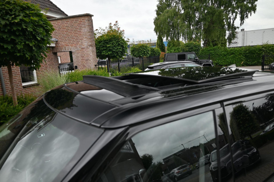 Land Rover Range Rover Sport 2.0 P400e HSE Dynamic 404 PK Luchtvering Pano Meridian Camera 22''
