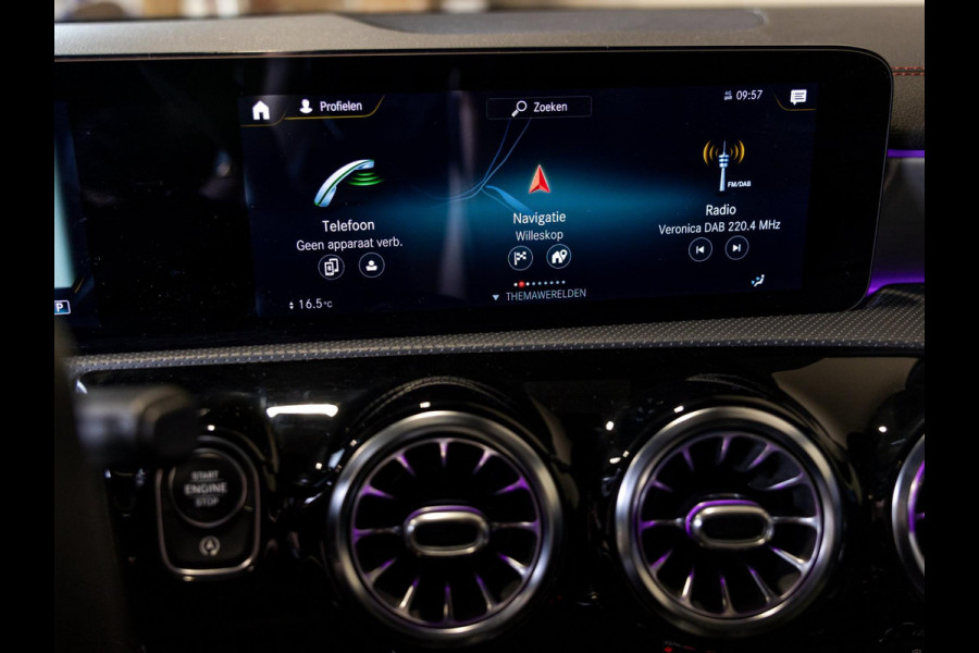 Mercedes-Benz CLA-Klasse Shooting Brake AMG 45 S 4MATIC+ Premium Plus / 422pk / Panorama dak / Burmester / Rondom zicht camera /