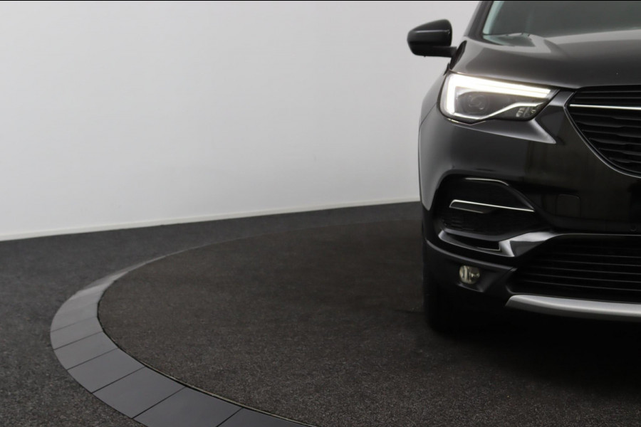 Opel Grandland X 1.2 Turbo Business Executive*AUTOM*NAVI*CRUISE*ECC