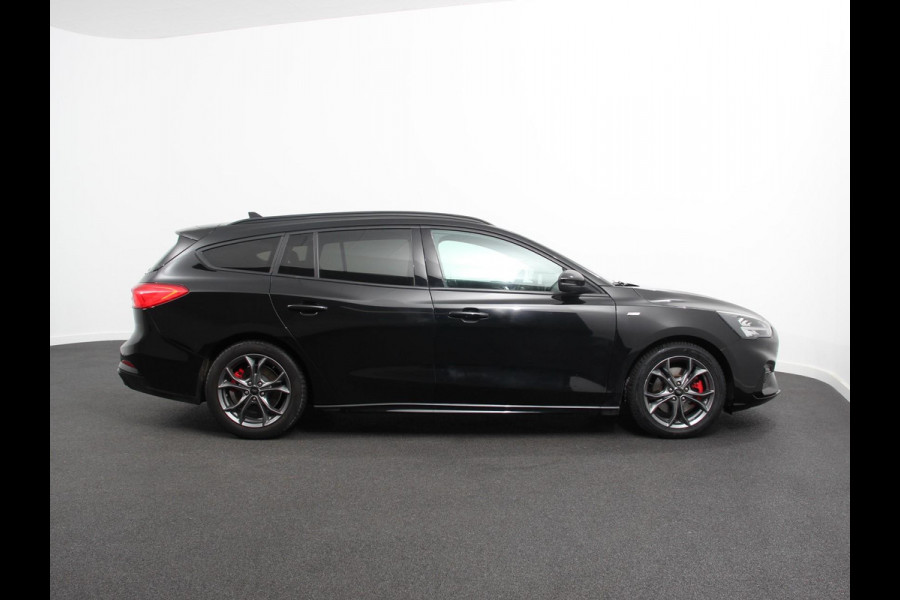 Ford FOCUS Wagon 1.0 EcoBoost ST Line Business Demo! | Navigatie | Adaptive Cruise Control | Trekhaak | Head Up Display | Privacy Glass | Lane Assist |Full LED koplampen