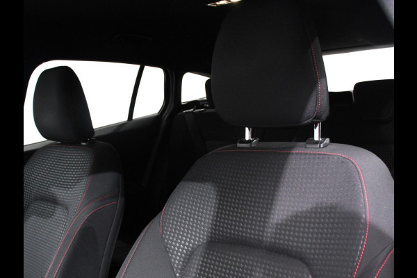 Ford FOCUS Wagon 1.0 EcoBoost ST Line Business Demo! | Navigatie | Adaptive Cruise Control | Trekhaak | Head Up Display | Privacy Glass | Lane Assist |Full LED koplampen