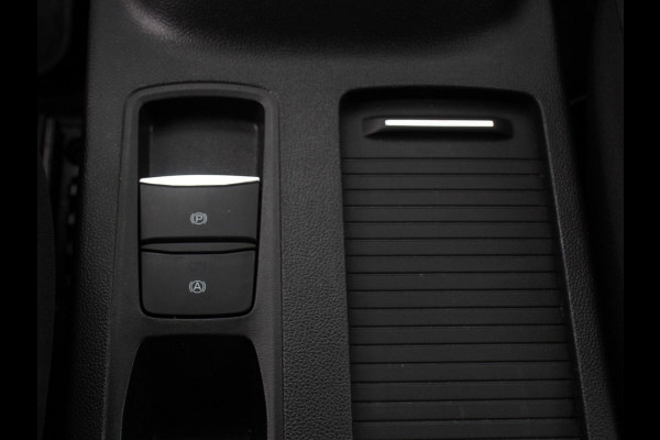 Ford FOCUS Wagon 1.0 EcoBoost ST Line Business Demo! | Navigatie | Adaptive Cruise Control | Trekhaak | Head Up Display | Privacy Glass | Lane Assist |Full LED koplampen