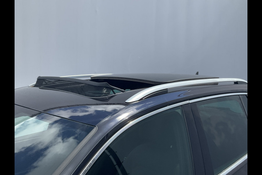 Volkswagen Tiguan 1.5 TSI ACT R-line Automaat Pano.dak Trekhaak Stoelverw+Massage Keyless Vol opties!
