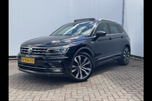 Volkswagen Tiguan 1.5 TSI ACT R-line Automaat Pano.dak Trekhaak Stoelverw+Massage Keyless Vol opties!