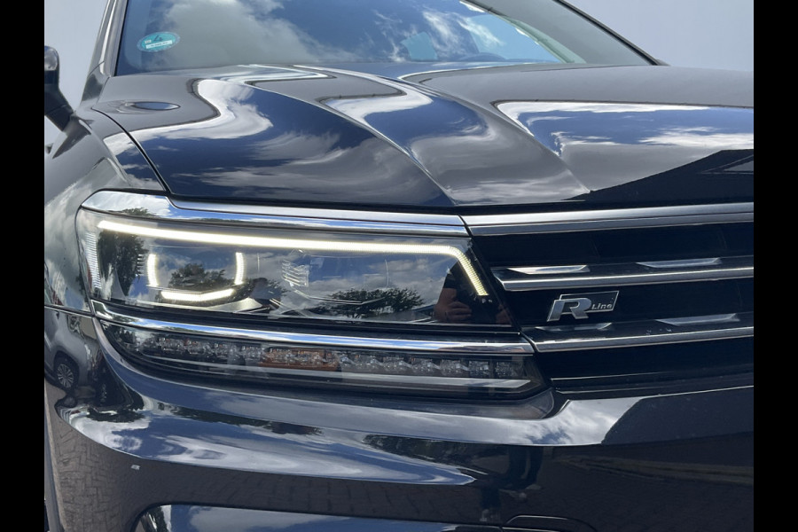 Volkswagen Tiguan 1.5 TSI ACT R-line Automaat Pano.dak Trekhaak Stoelverw+Massage Keyless Vol opties!