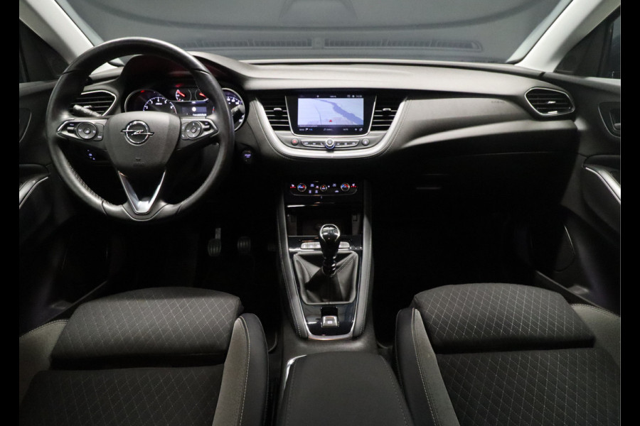 Opel Grandland X 1.2 Turbo Business Executive [STUUR/STOEL VERWARMING, LED, APPLE/ANDROID, NAVIGATIE, CRUISE, CLIMATE, NIEUWSTAAT]