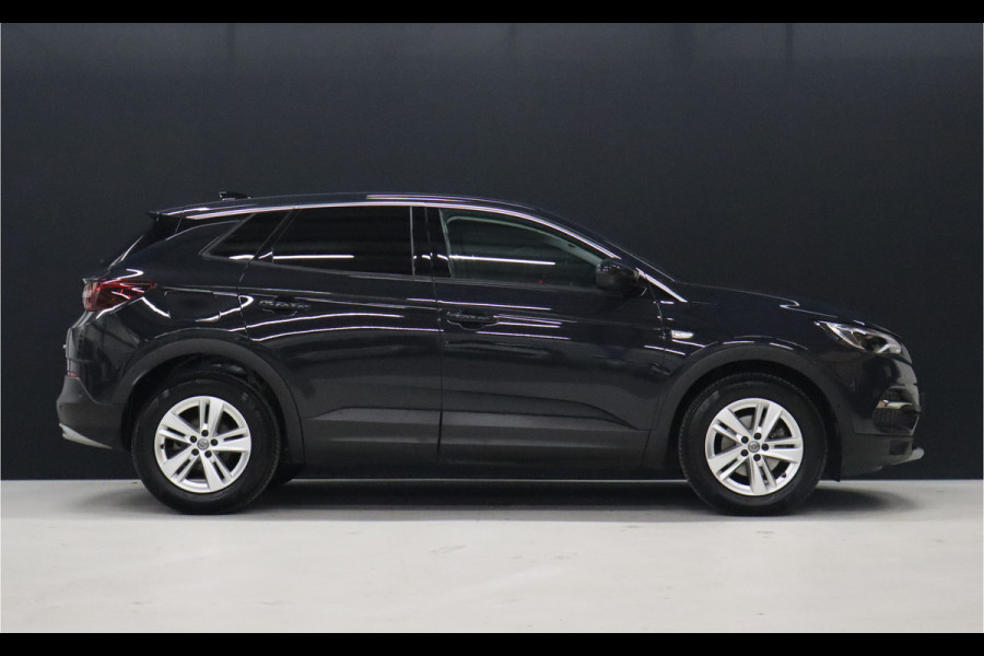 Opel Grandland X 1.2 Turbo Business Executive [STUUR/STOEL VERWARMING, LED, APPLE/ANDROID, NAVIGATIE, CRUISE, CLIMATE, NIEUWSTAAT]