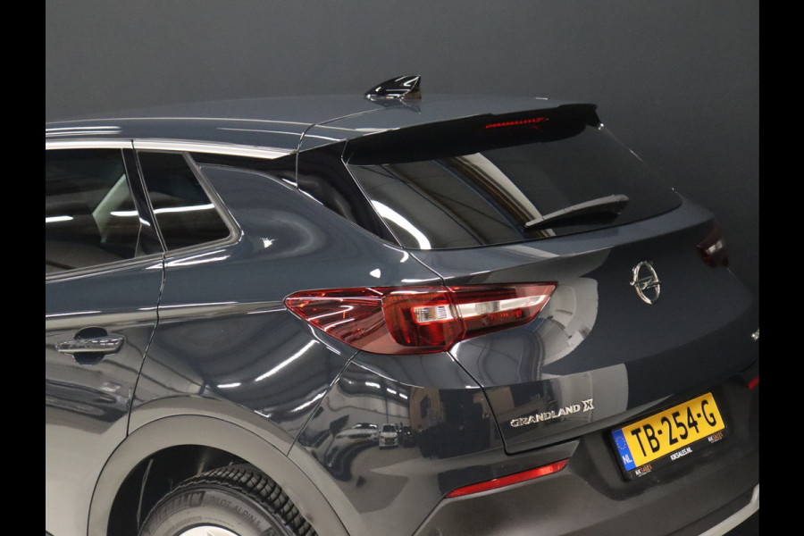 Opel Grandland X 1.2 Turbo Business Executive [STUUR/STOEL VERWARMING, LED, APPLE/ANDROID, NAVIGATIE, CRUISE, CLIMATE, NIEUWSTAAT]