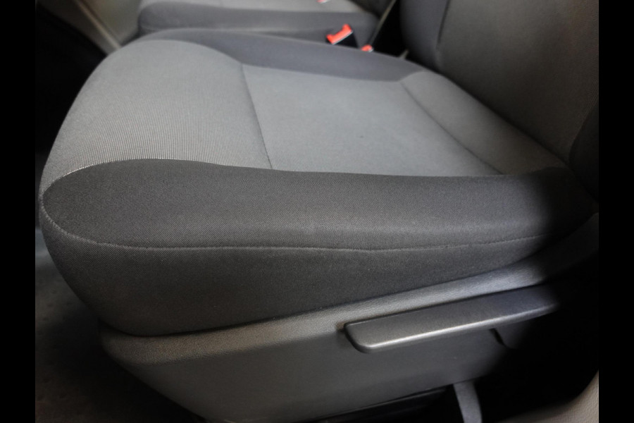 Volkswagen Transporter T6 L1H1 102pk Trendline Navigatie Airco Cruise control Bluetooth Euro6