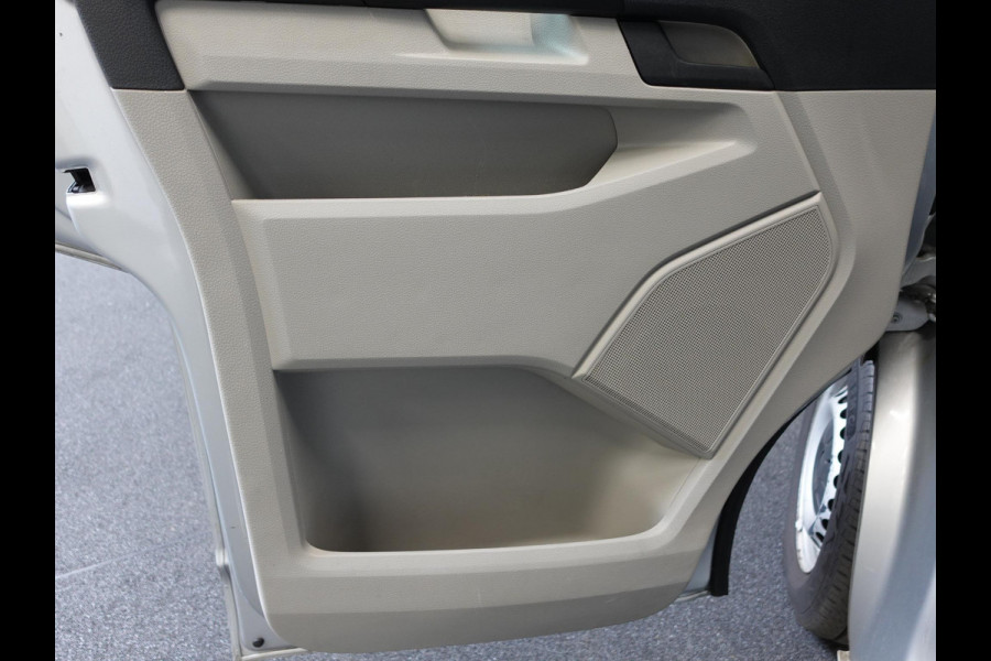 Volkswagen Transporter T6 L1H1 102pk Trendline Navigatie Airco Cruise control Bluetooth Euro6