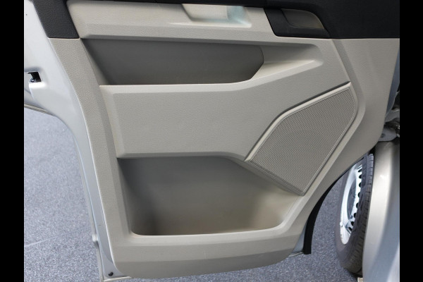 Volkswagen Transporter T6 L1H1 102pk Trendline Navigatie Airco Cruise control Bluetooth Euro6