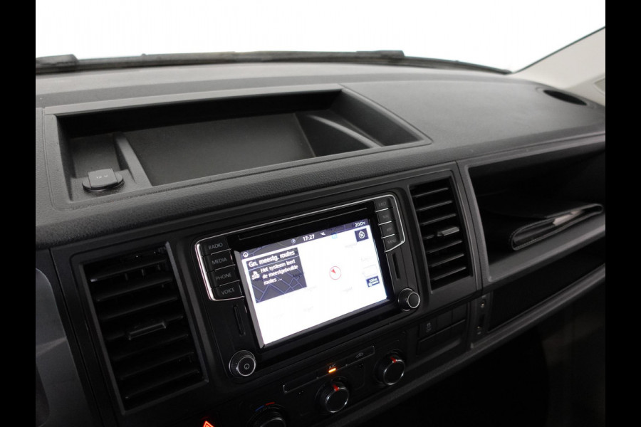 Volkswagen Transporter T6 L1H1 102pk Trendline Navigatie Airco Cruise control Bluetooth Euro6