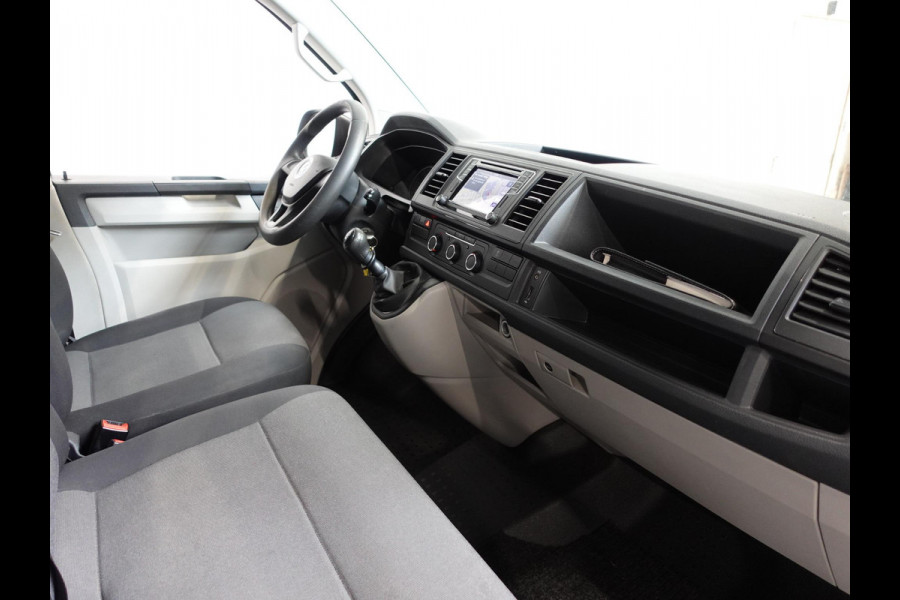 Volkswagen Transporter T6 L1H1 102pk Trendline Navigatie Airco Cruise control Bluetooth Euro6