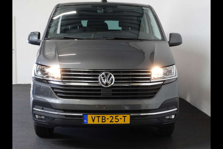 Volkswagen Transporter 2.0 TDI L2H1 28 Dubbele Cabine Highline Automaat Airco Cruise Control adaptief Parkeersensoren Trekhaak