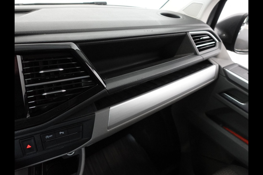 Volkswagen Transporter 2.0 TDI L2H1 28 Dubbele Cabine Highline Automaat Airco Cruise Control adaptief Parkeersensoren Trekhaak