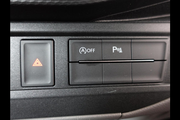 Volkswagen Transporter 2.0 TDI L2H1 28 Dubbele Cabine Highline Automaat Airco Cruise Control adaptief Parkeersensoren Trekhaak