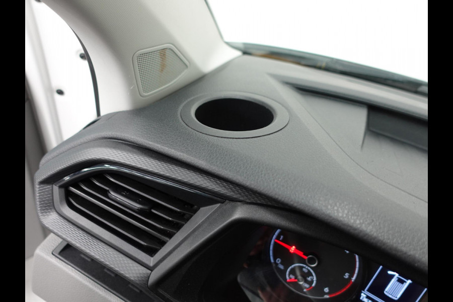 Volkswagen Transporter 2.0 TDI L2H1 102pk Airco Cruisecontrol Navigatie Apple Carplay parkeersensoren