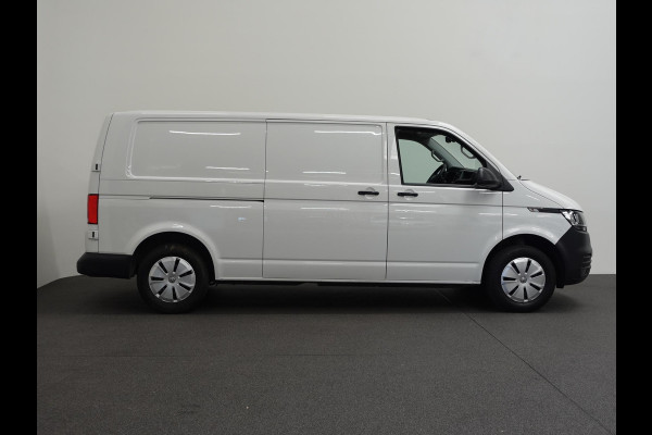 Volkswagen Transporter 2.0 TDI L2H1 102pk Airco Cruisecontrol Navigatie Apple Carplay parkeersensoren